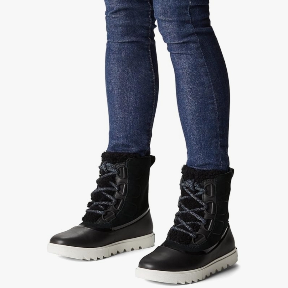 SOREL | Women's Joan of Arctic Next Lite boots black leather suede sz 8.5